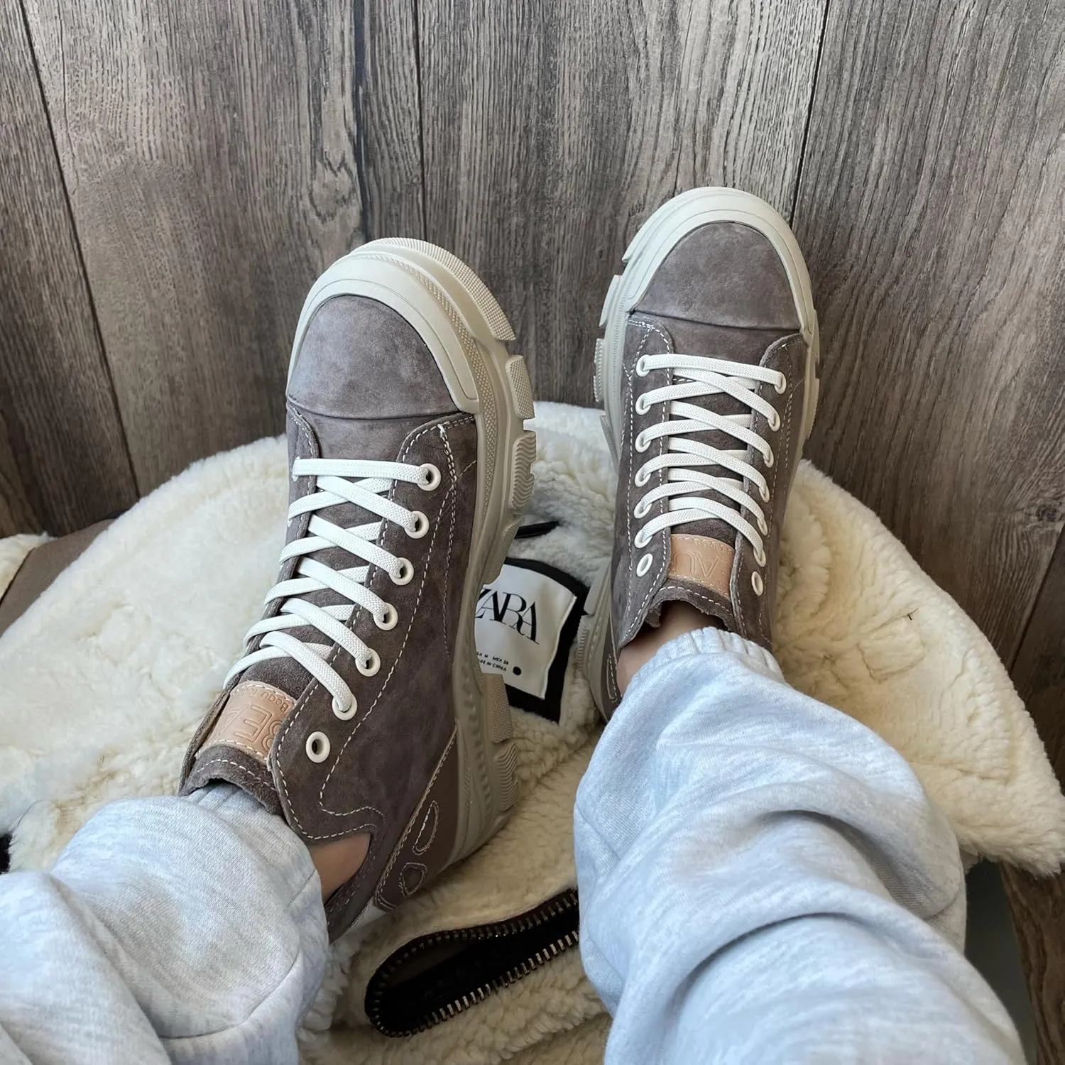 BEAU TODAY Womens Flat Sneakers, Retro Comfortable Lace-up Fashion Sneakers for Women, Buckle Decoration Casual Leather Walking Shoes