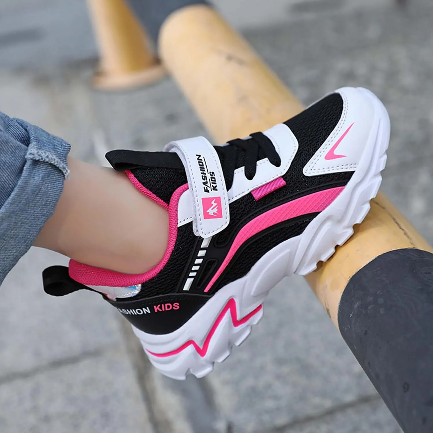 Boys' Kids Rotating Buckle Fashion Sneakers, Lightweight & Breathable, Non-Slip Basketball & Skating Shoes, Wear-Resistant, Durable, All-Season Sports & Hiking Shoes