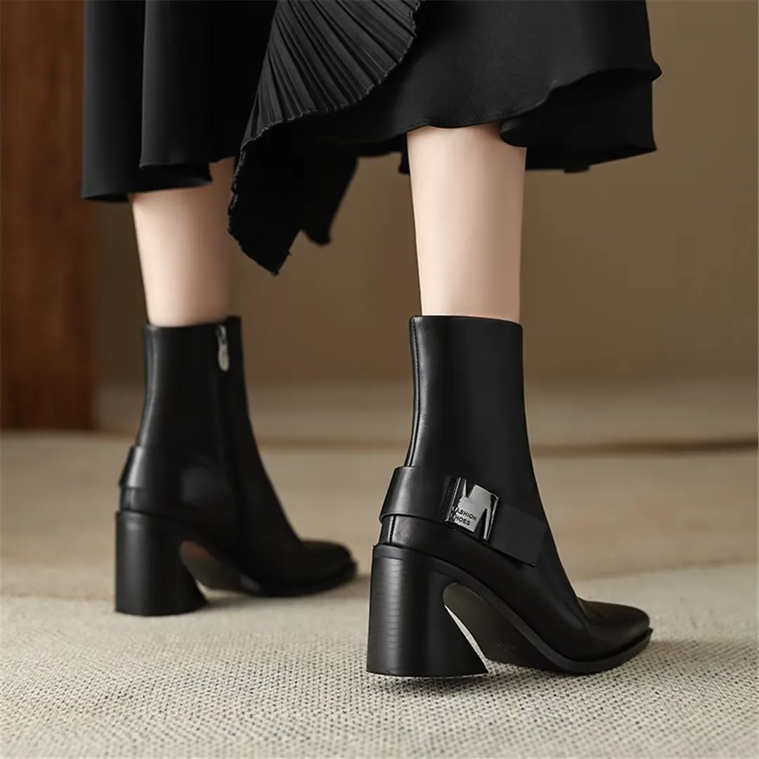 CrocGrace Rounded Suede Boots