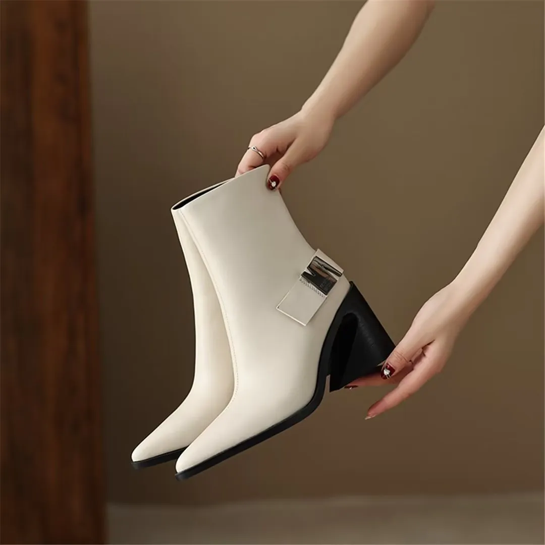 CrocGrace Rounded Suede Boots