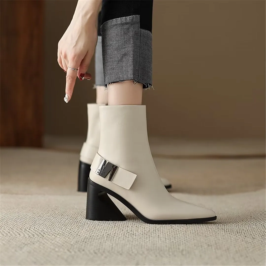 CrocGrace Rounded Suede Boots