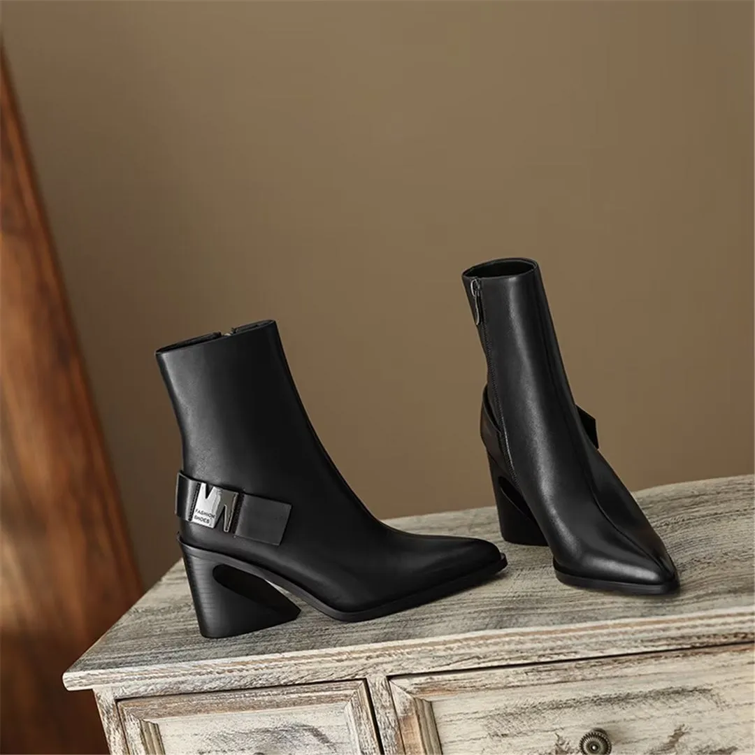 CrocGrace Rounded Suede Boots