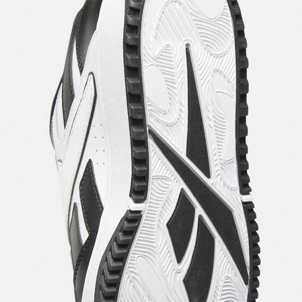 Reebok Unisex-Adult ATR Chill Sneaker