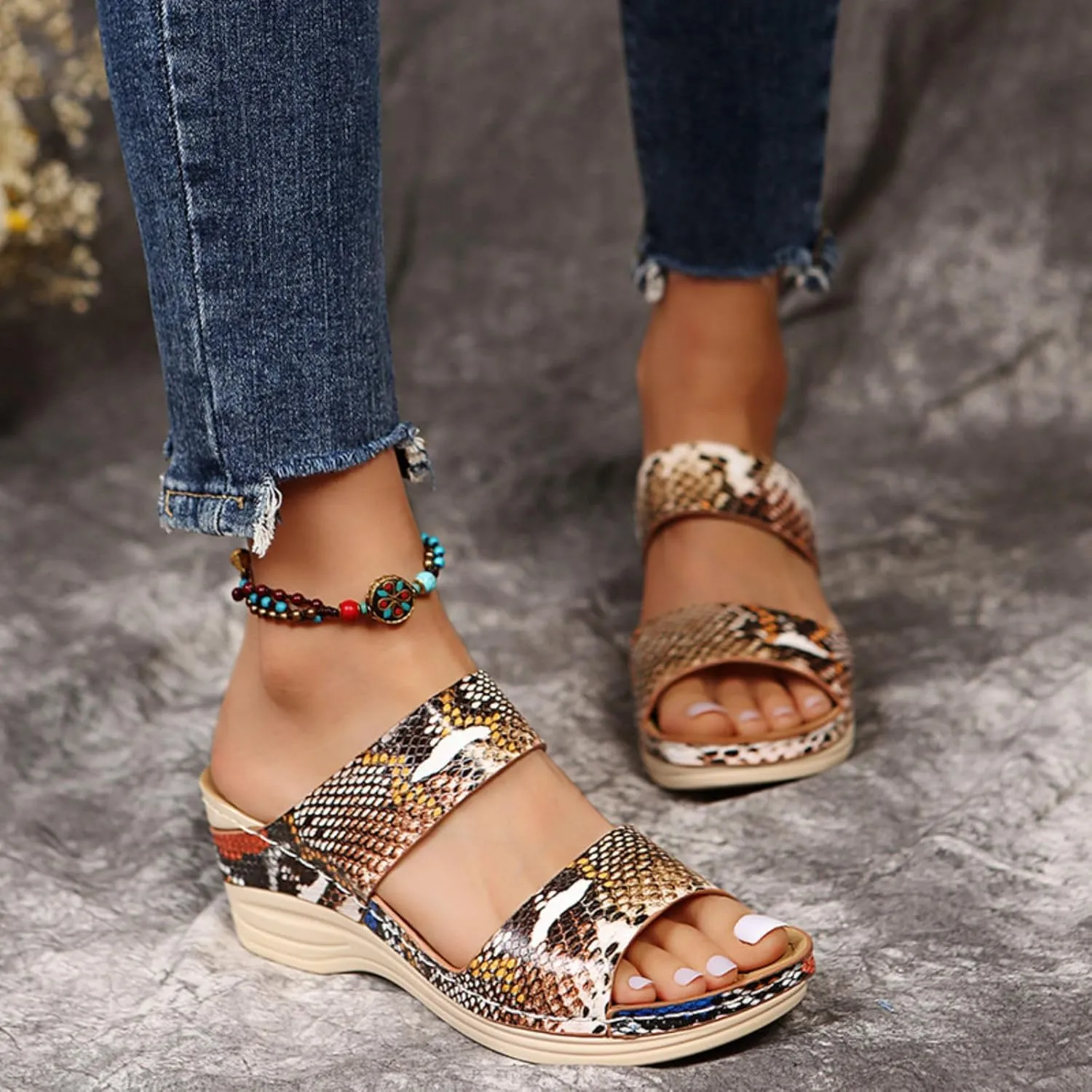 Womens Orthopedic Sandals with Arch Support Platform Open Toe Comfortable Casual Beach Slip on Walking Shoes Wedge Breathable Fashion Summer Outdoor Leopard Print Sandals