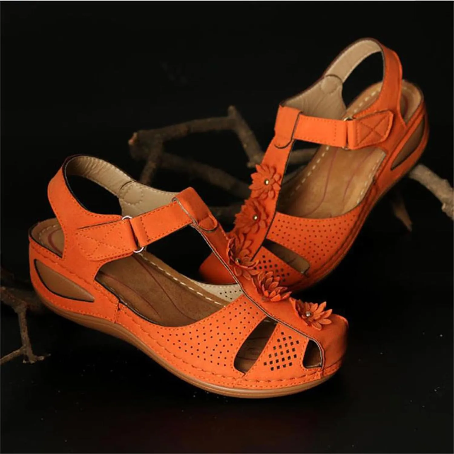 Womens Wedge Sandals Vintage Hollow Out Ankle Strap Closed Toe Sandals Bohemia Slip On Platform Sandal Outdoor Beach Shoes