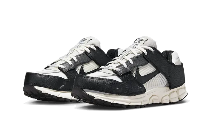 Zoom Vomero 5 Timeless Panda Dunk